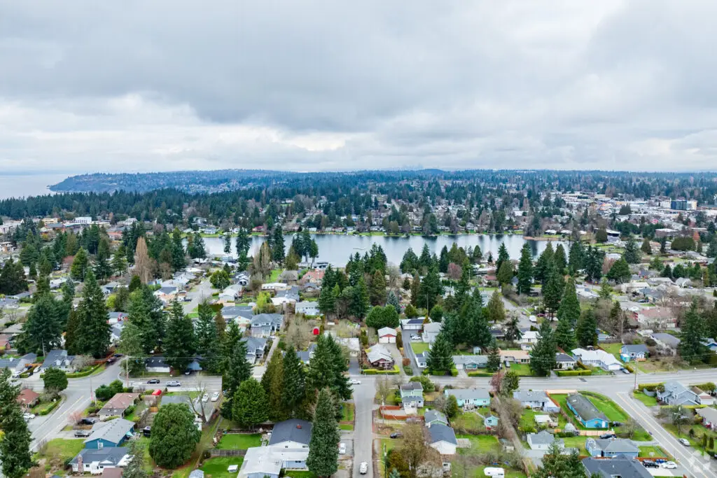 Junk Removal Burien WA – Fast, affordable, and eco-friendly solutions by Supersonic Junk Removal. Call today for a free quote!