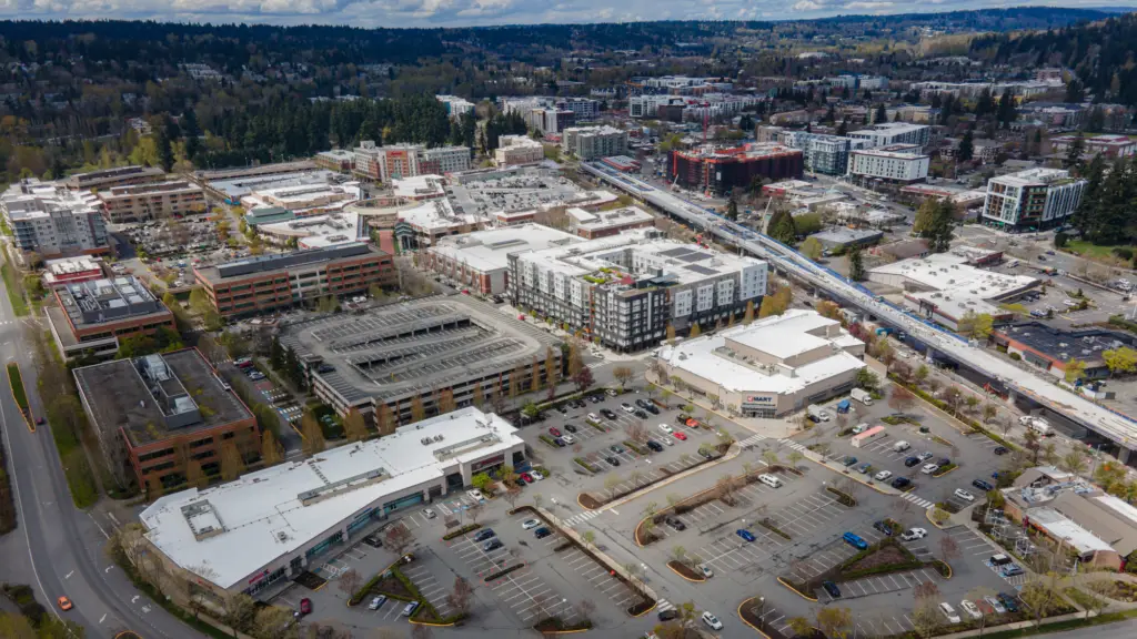 Junk Removal Redmond WA – Fast, affordable, and eco-friendly solutions by Supersonic Junk Removal. Call today for a free quote!